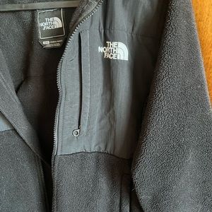 Black North Face Denali